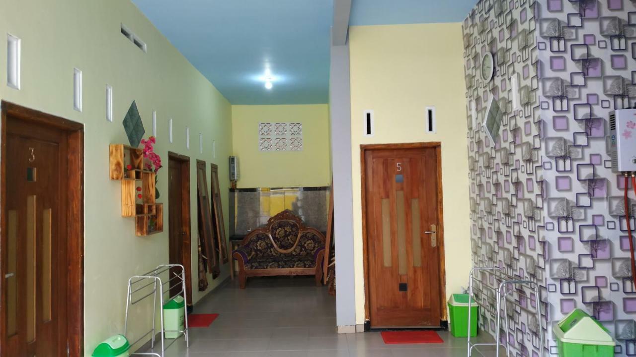 Penginapan Kahan Hotel Batu  Exterior foto